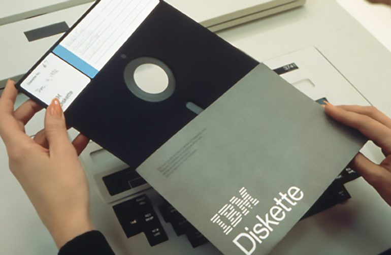 Floppy disk, diskette